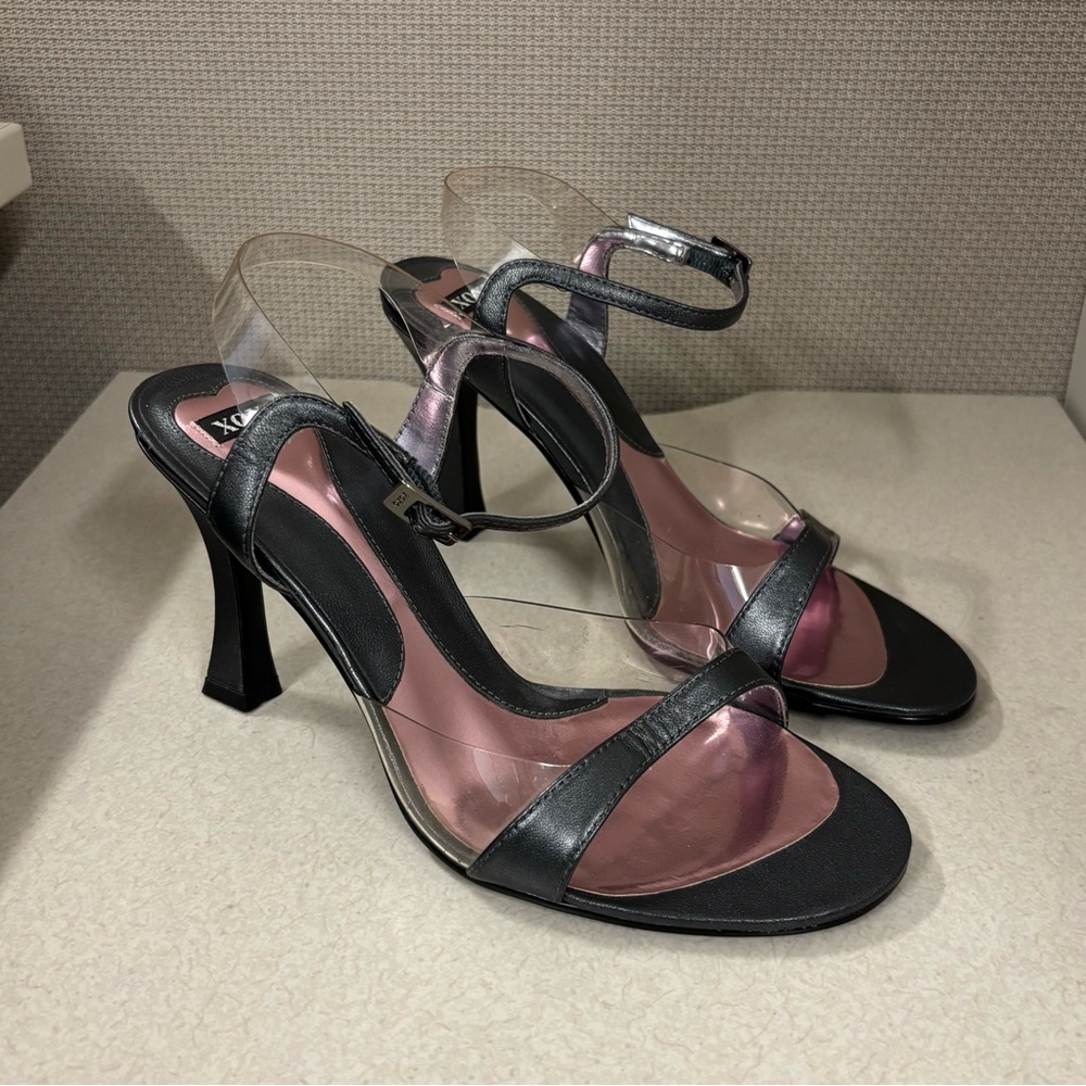 XOXO Vintage Leather Heels Women’s Size 6